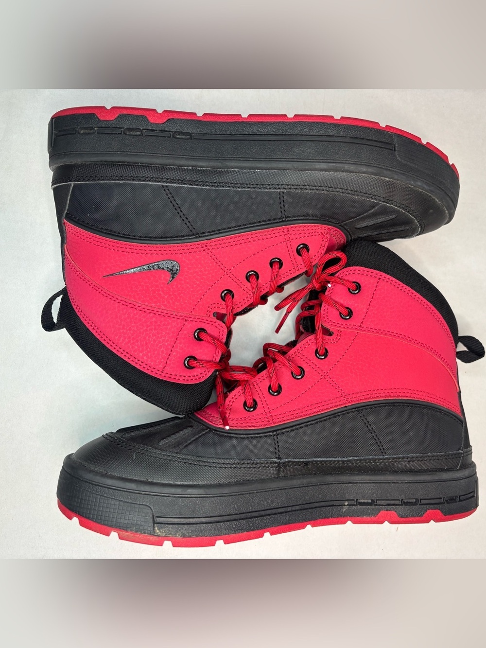 Nike ACG Woodside 2 High kids' boots 6Y/7.5 Womens